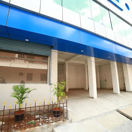 Sapphire Inn Pondicherry Exteriör bild