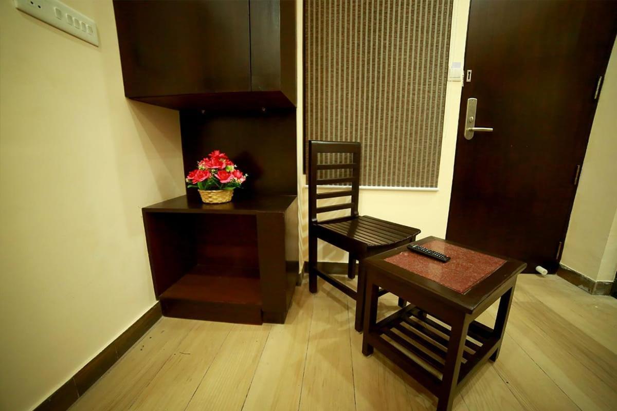 Sapphire Inn Pondicherry Exteriör bild