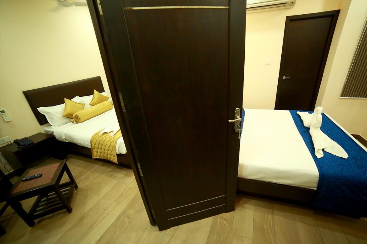 Sapphire Inn Pondicherry Exteriör bild
