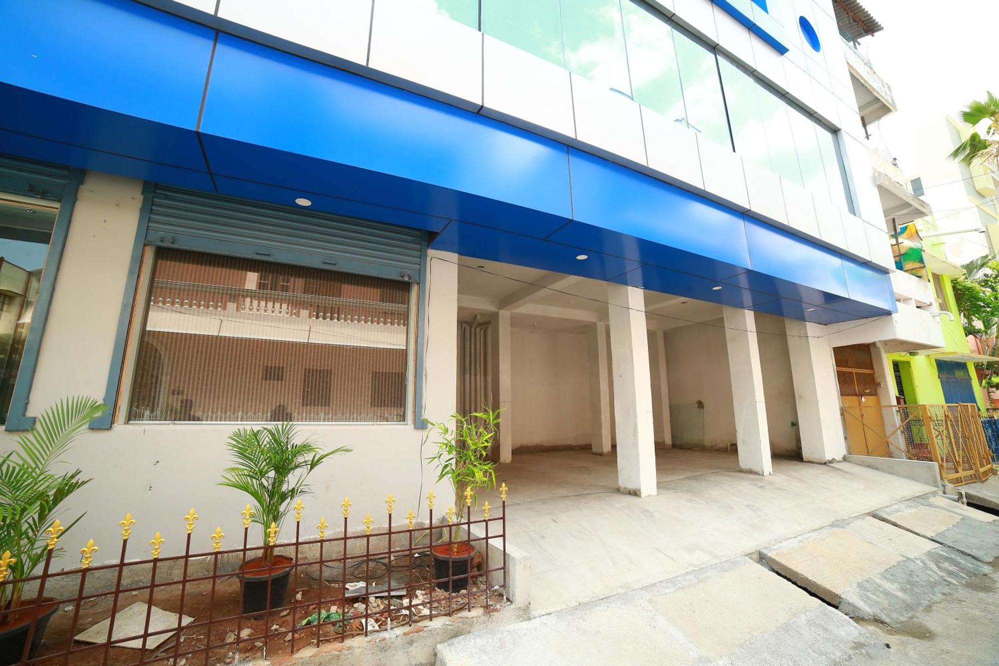 Sapphire Inn Pondicherry Exteriör bild