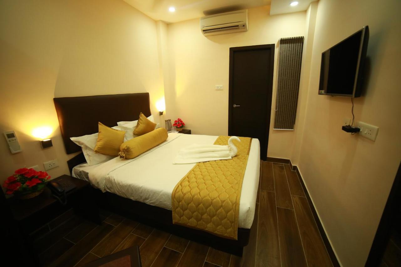 Sapphire Inn Pondicherry Exteriör bild