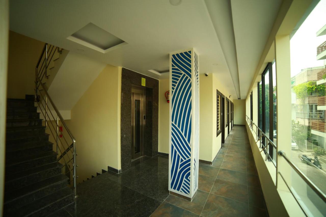 Sapphire Inn Pondicherry Exteriör bild